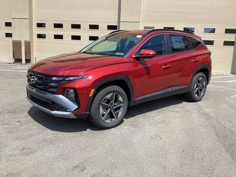 2025 Hyundai Tucson SEL photo 2