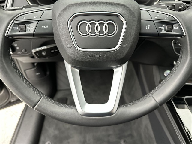 2025 Audi Q5 45 S line Premium Plus photo 5