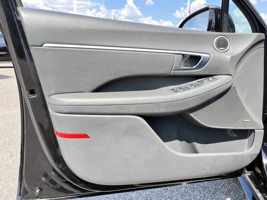 2023 Hyundai Sonata SEL Plus photo 11