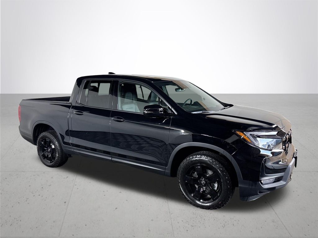 2026 Honda Ridgeline Black Edition photo 4