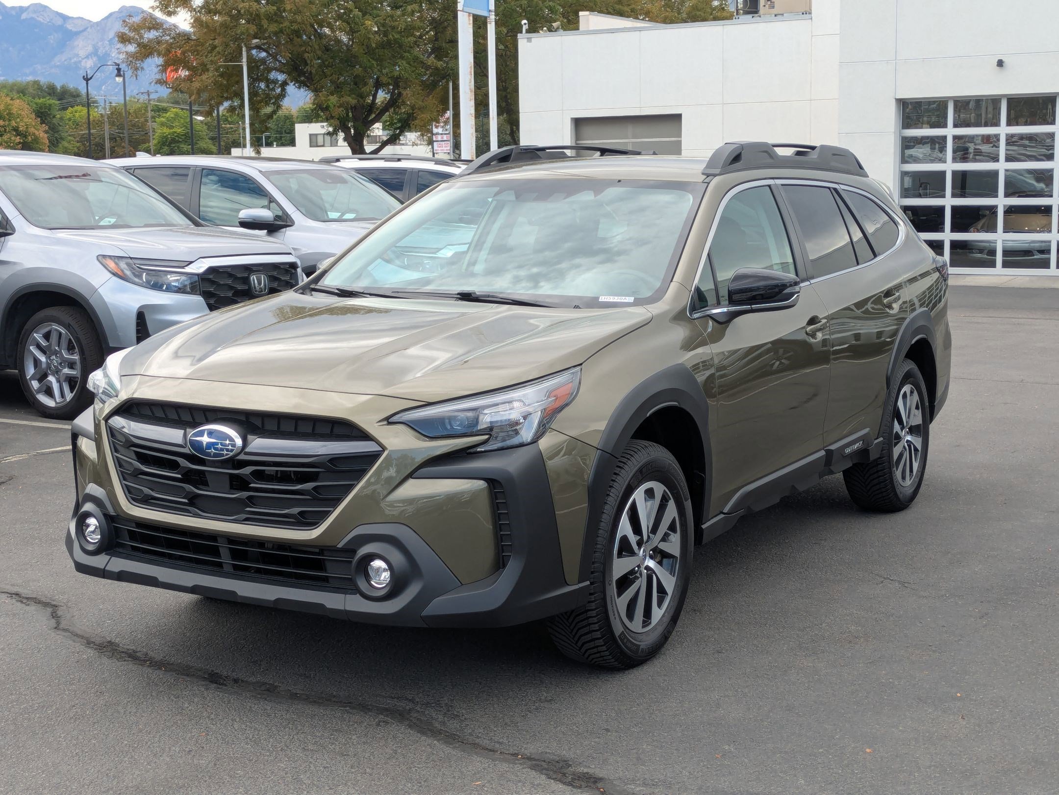 2023 Subaru Outback Premium photo 7