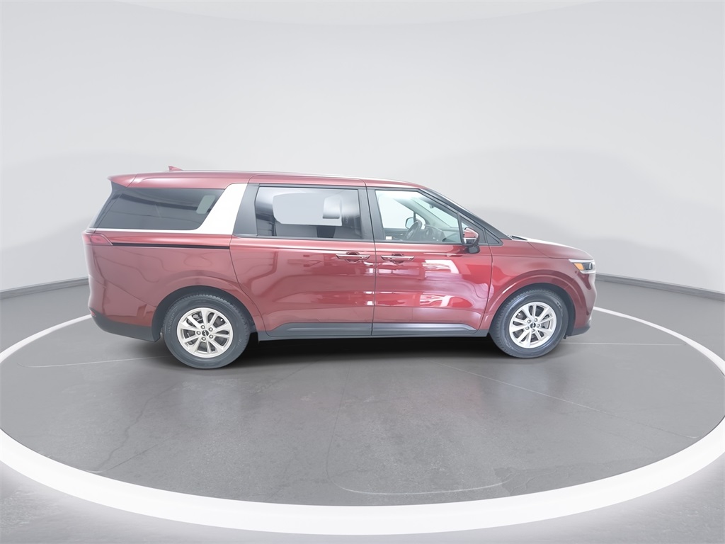 2024 Kia Carnival LX photo 8