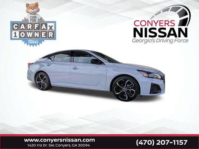 2024 Nissan Altima SR's photo
