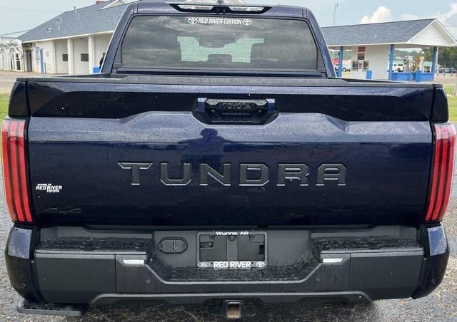 2025 Toyota Tundra Limited photo 4