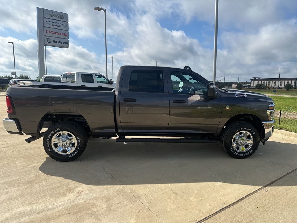 2026 Ram 2500 Tradesman photo 9