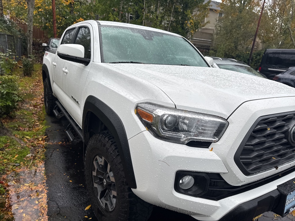 2022 Toyota Tacoma TRD Off-Road V6 photo 4