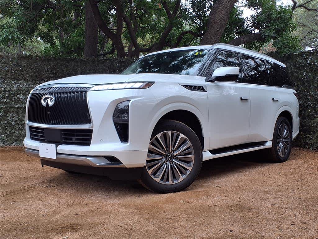 2025 INFINITI QX80 Sensory 4WD's photo