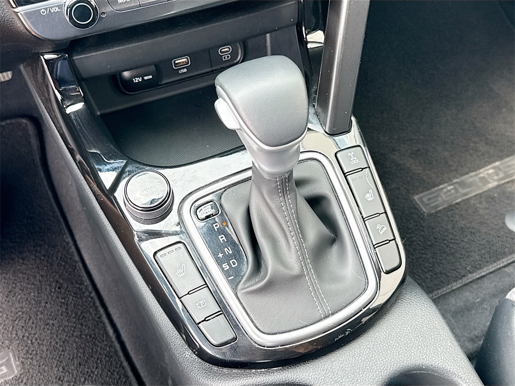 2024 Kia Seltos X-Line photo 19