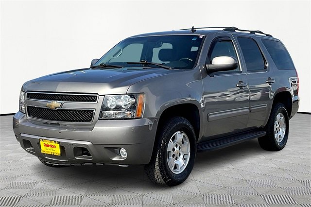 2009 Chevrolet Tahoe LT photo 2