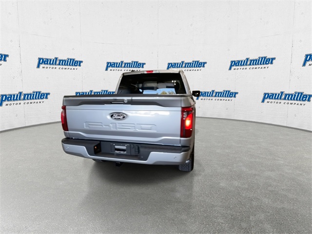 2025 Ford F-150 XLT photo 9