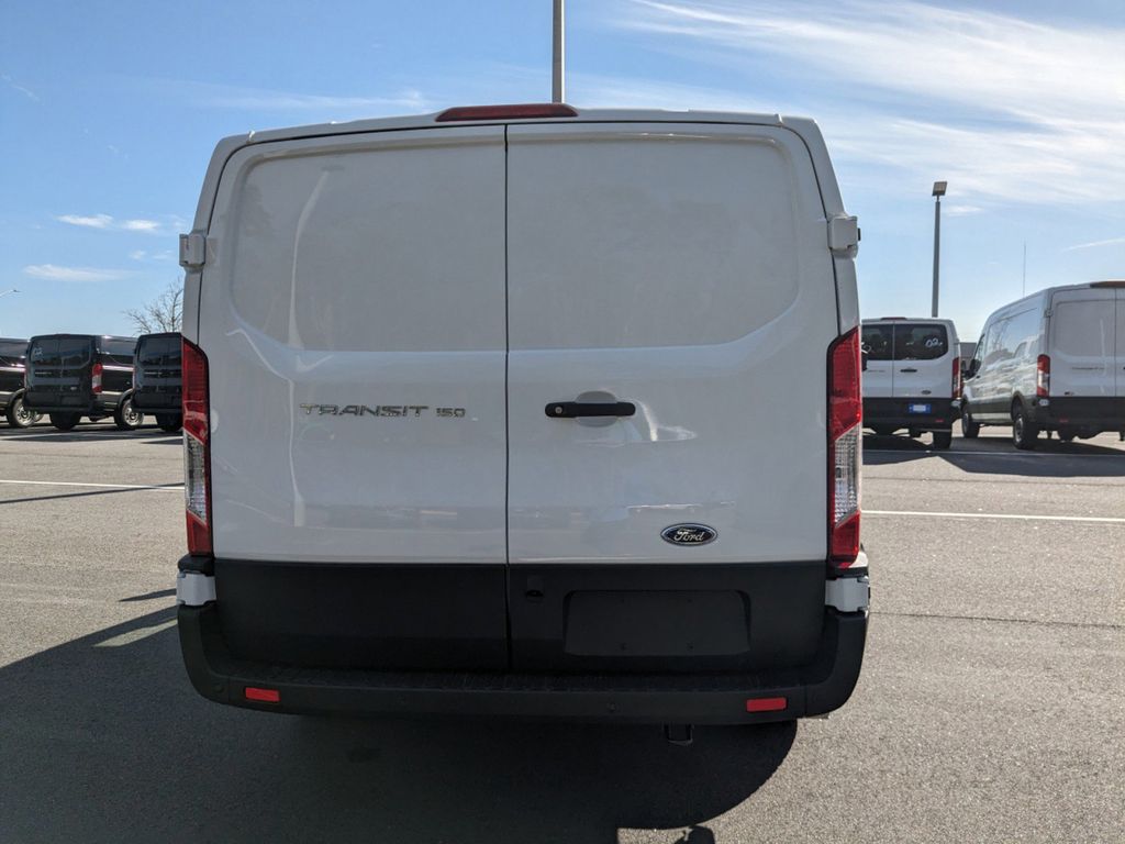 2025 Ford Transit photo 4