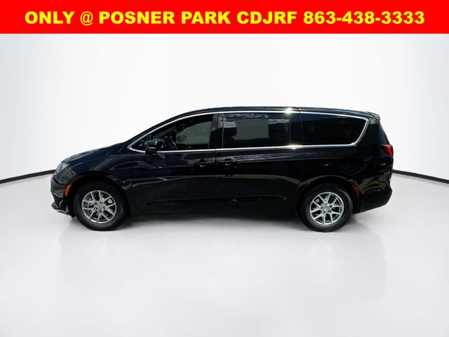 2026 Chrysler Voyager LX photo 8