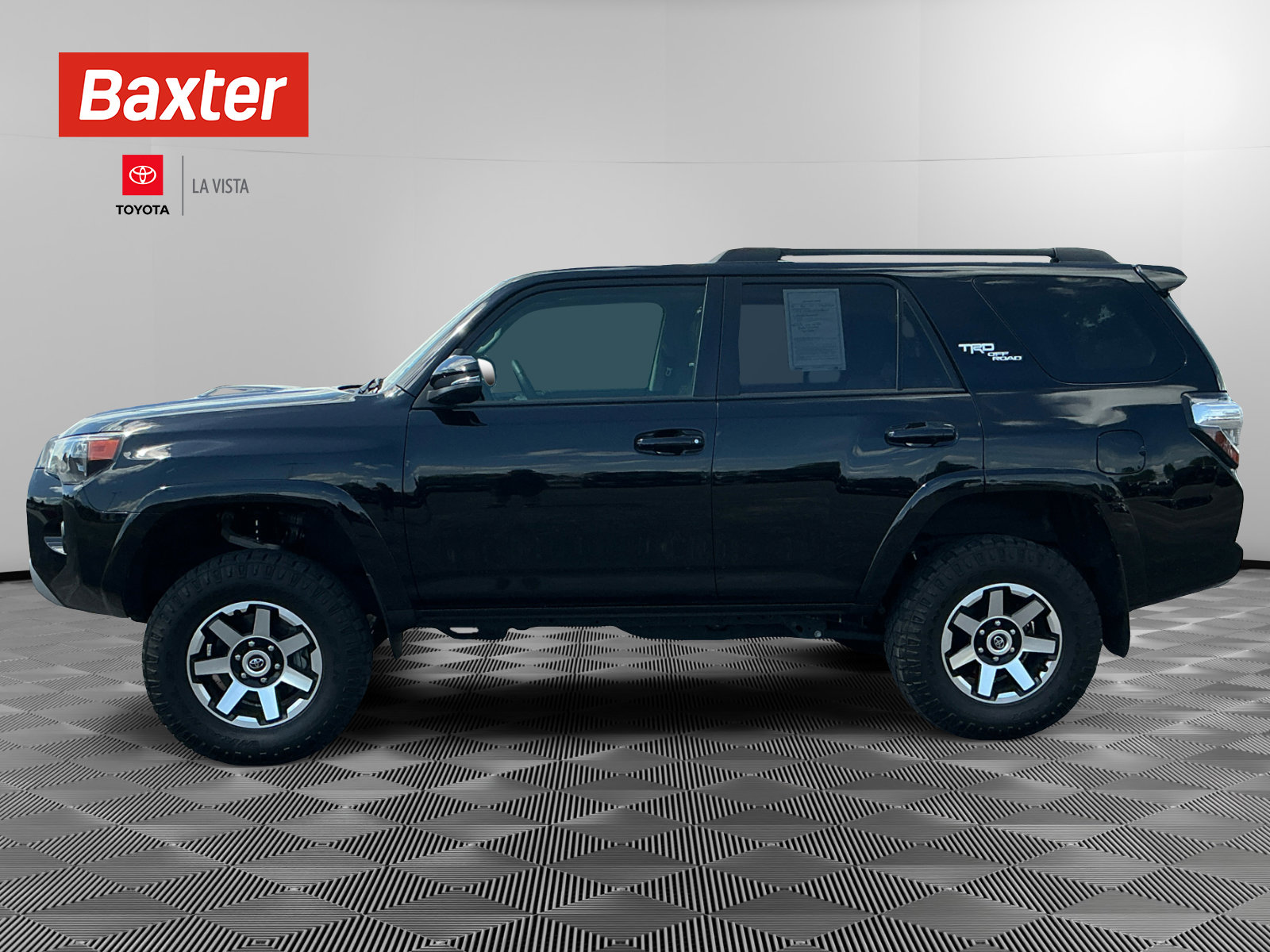 2023 Toyota 4Runner TRD Off-Road Premium photo 5