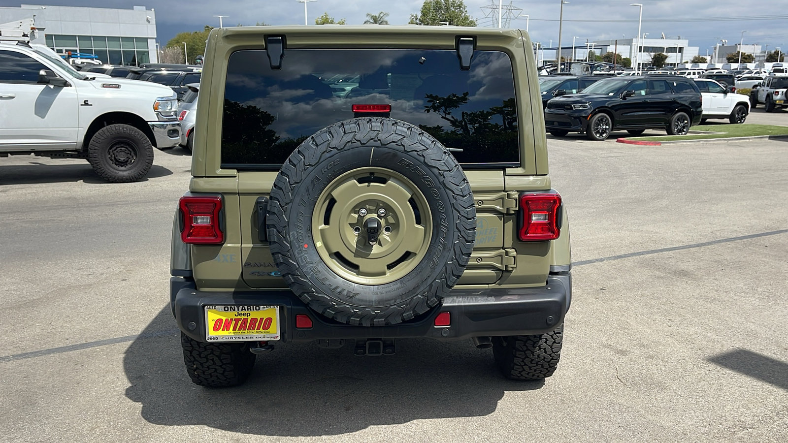 2025 Jeep Wrangler 4xe Willys photo 6
