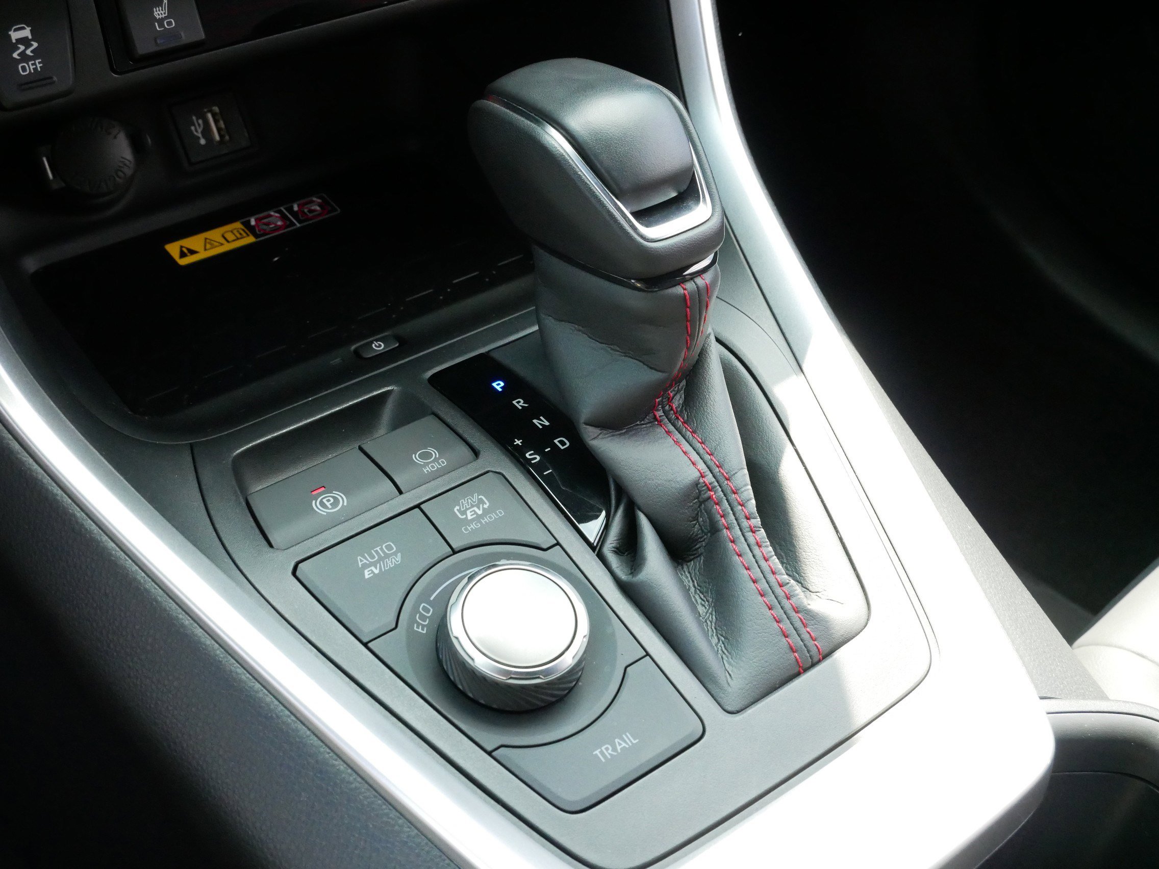 2023 Toyota RAV4 Prime XSE photo 22