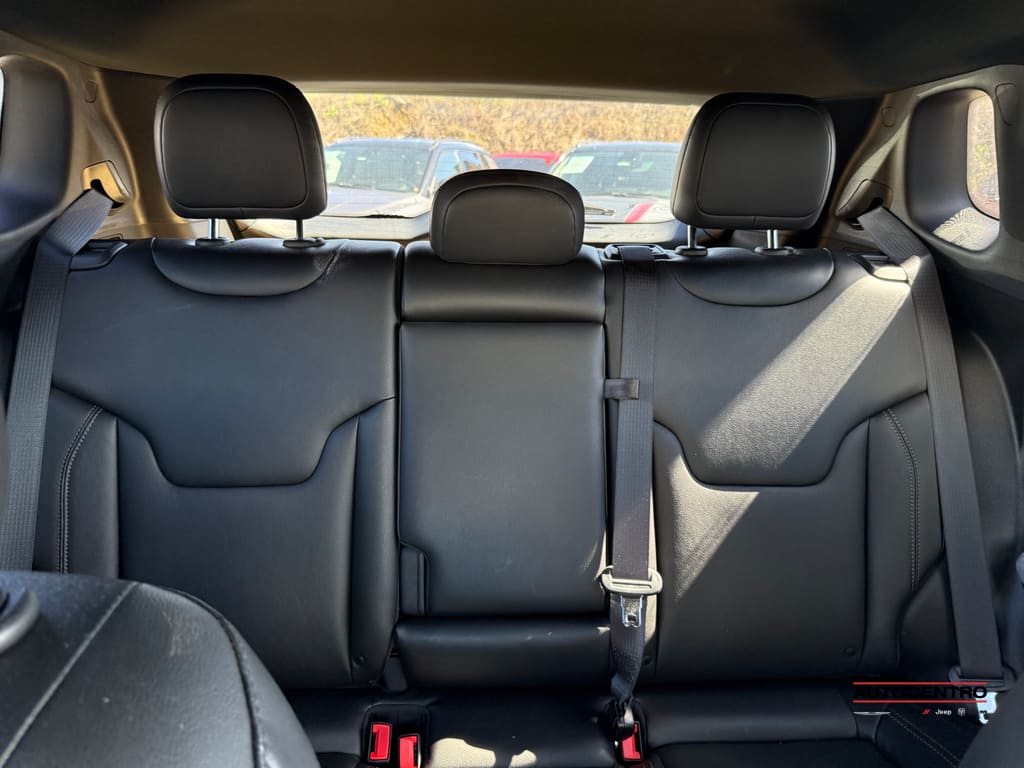 2024 Jeep Compass Latitude Lux Altitude photo 3