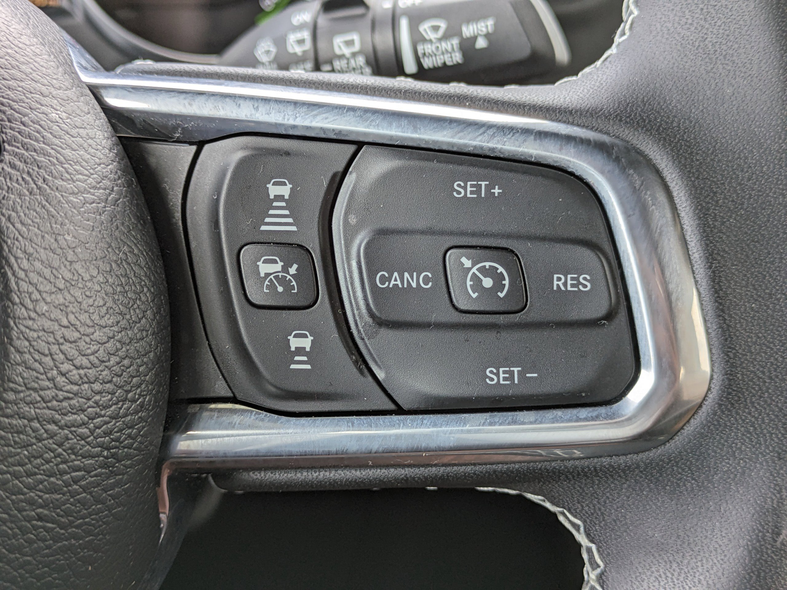 2023 Jeep Wrangler Sahara 4xe photo 26