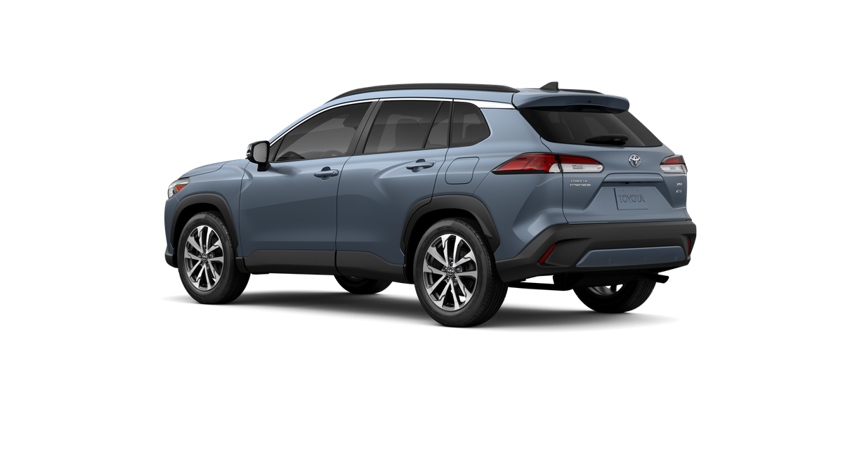 2025 Toyota Corolla Cross XLE photo 6