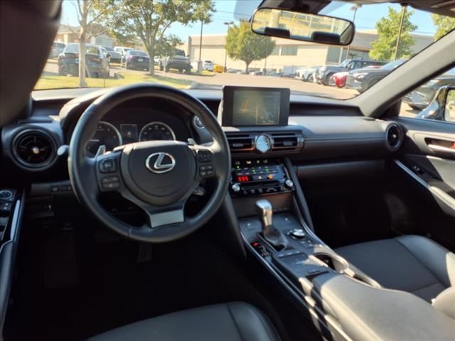 2023 Lexus IS 350 F SPORT photo 15