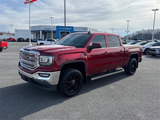 2018 GMC Sierra 1500 SLT's photo