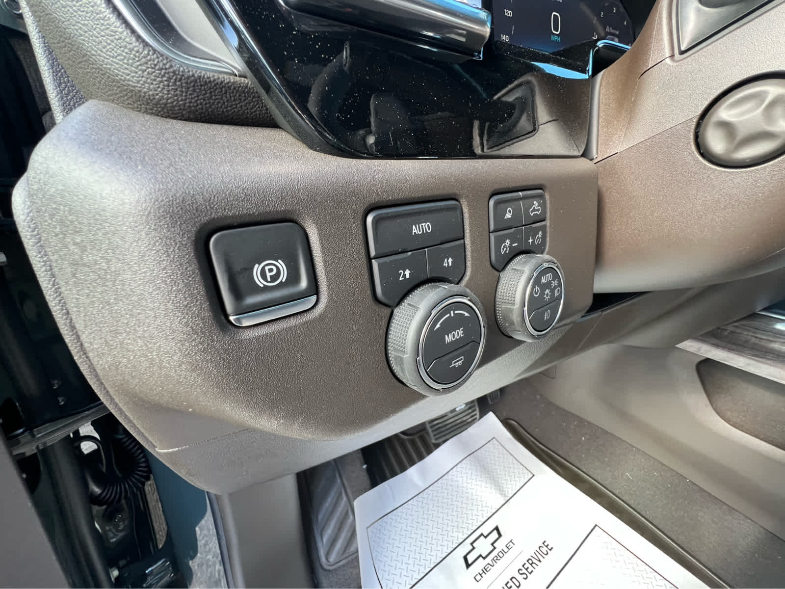 2025 Chevrolet Silverado 1500 LTZ photo 12