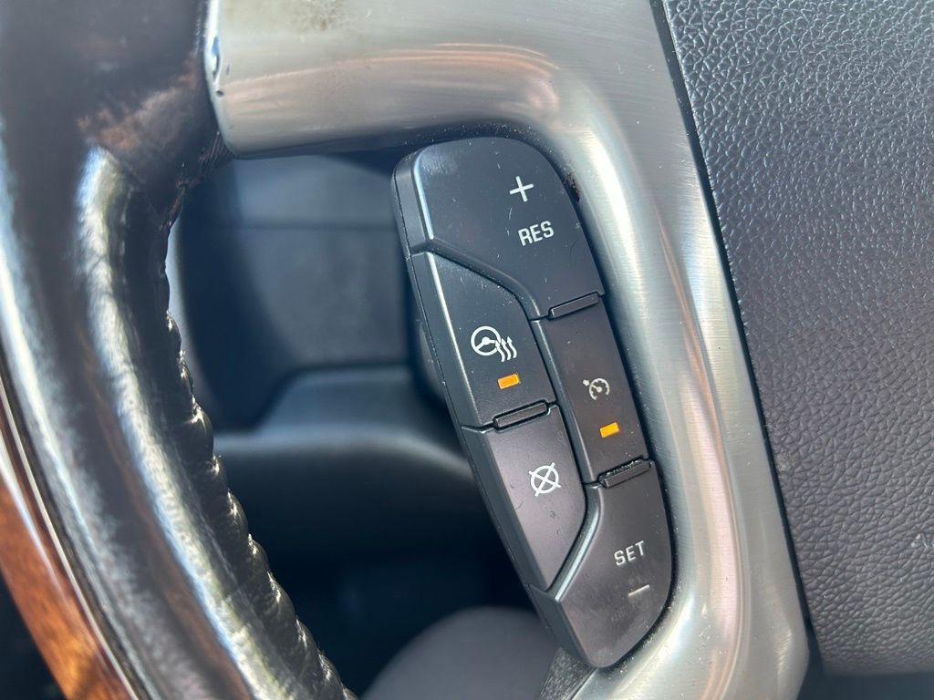 2012 Gmc Sierra Denali photo 17