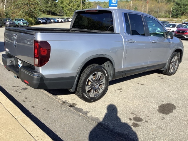2017 Honda Ridgeline RTL-T photo 4