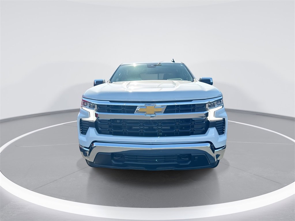 2026 Chevrolet Silverado 1500 LT photo 3