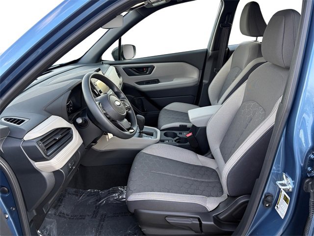 2025 Subaru Forester Base photo 14
