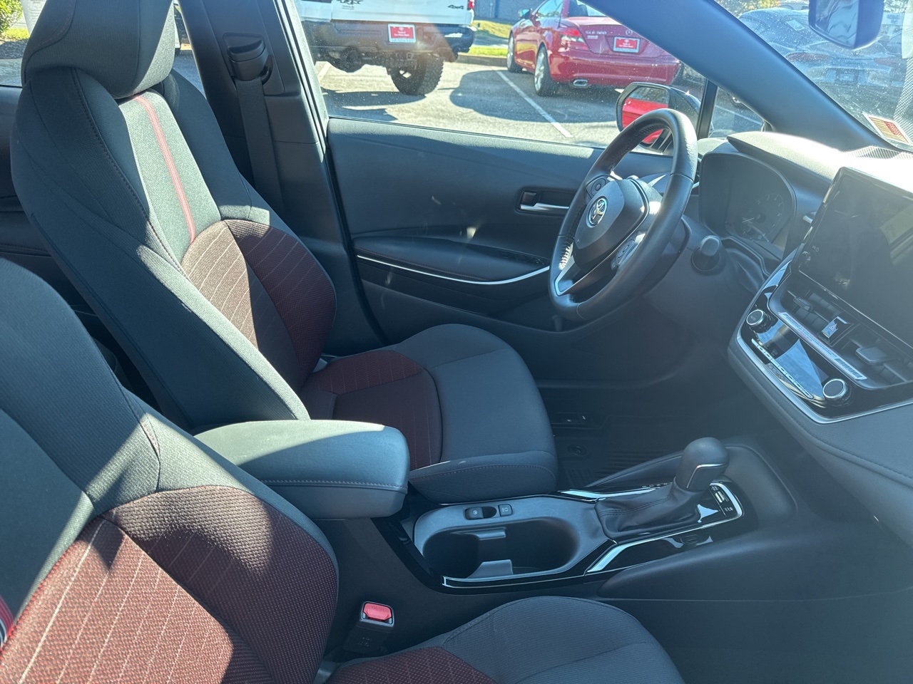 2024 Toyota Corolla SE photo 2