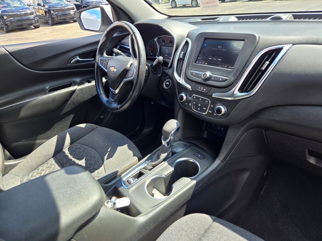 2022 Chevrolet Equinox LT photo 5