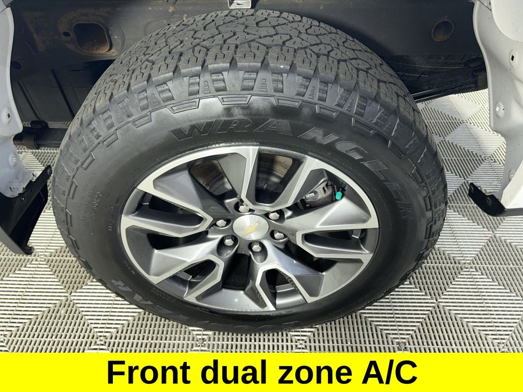 2022 Chevrolet Silverado 1500 LT photo 22
