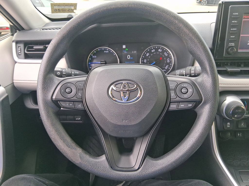 2019 Toyota RAV4 Hybrid XLE photo 12