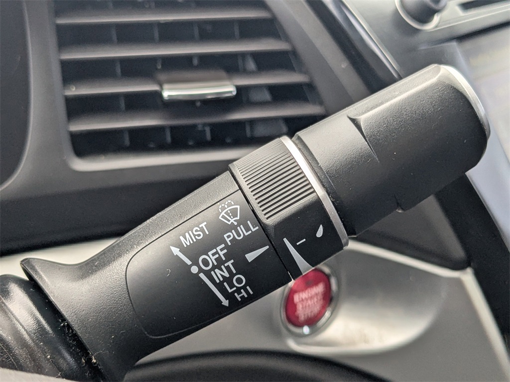 2017 Acura ILX Premium Technology Plus photo 24