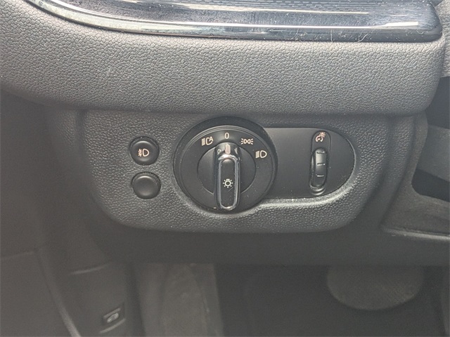2019 Mini Cooper Base S ALL4 photo 17