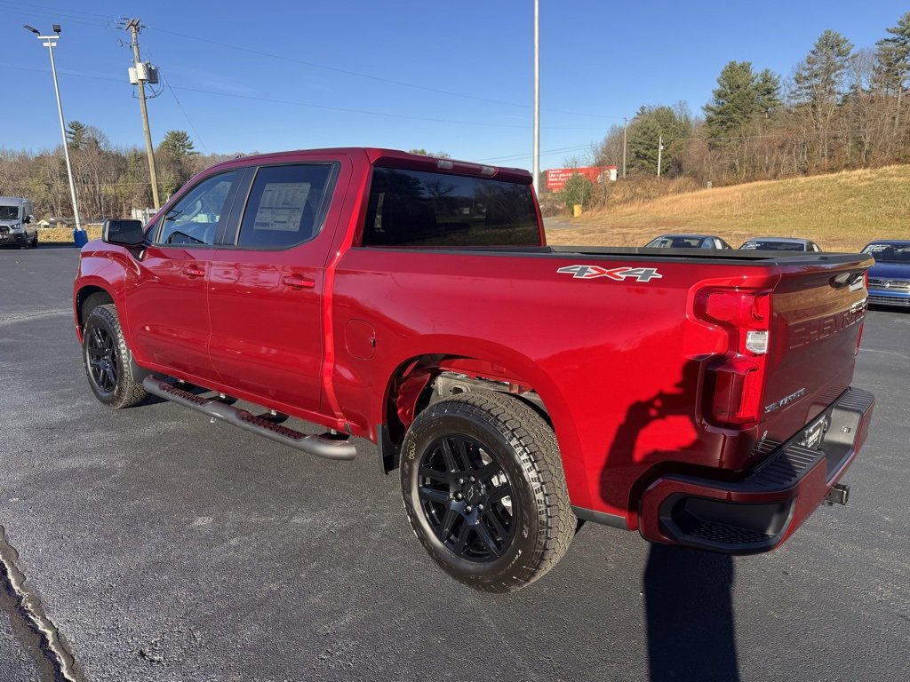 2026 Chevrolet Silverado 1500 RST photo 3