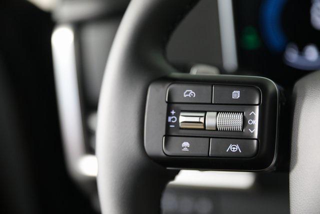 2026 Hyundai Santa Fe SE photo 3