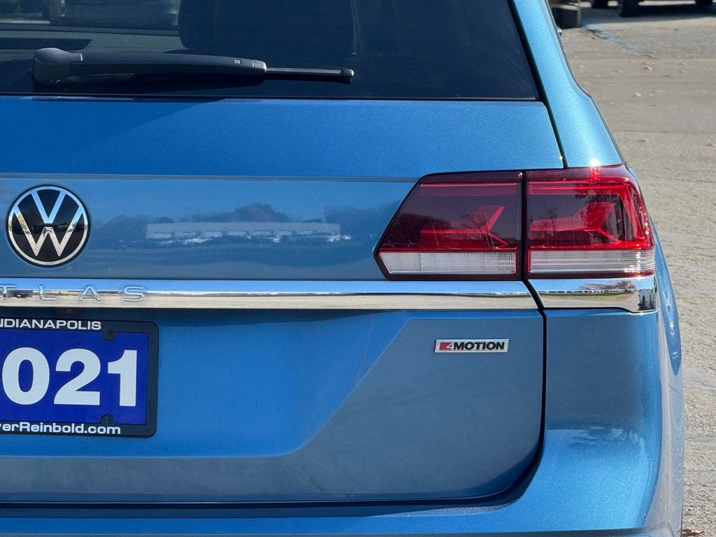 2021 Volkswagen Atlas V6 SEL photo 3