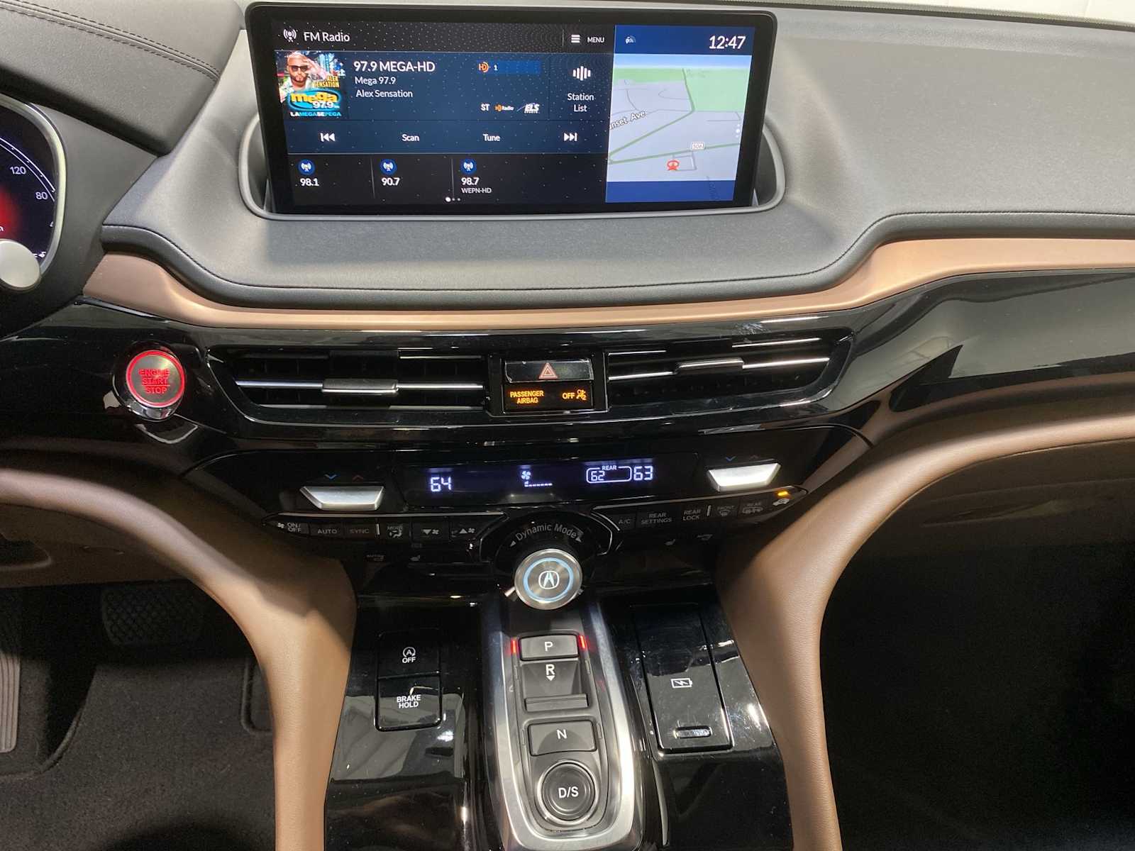 2023 Acura MDX Technology SH-AWD photo 16