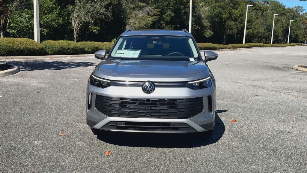 2026 Volkswagen Tiguan S photo 3