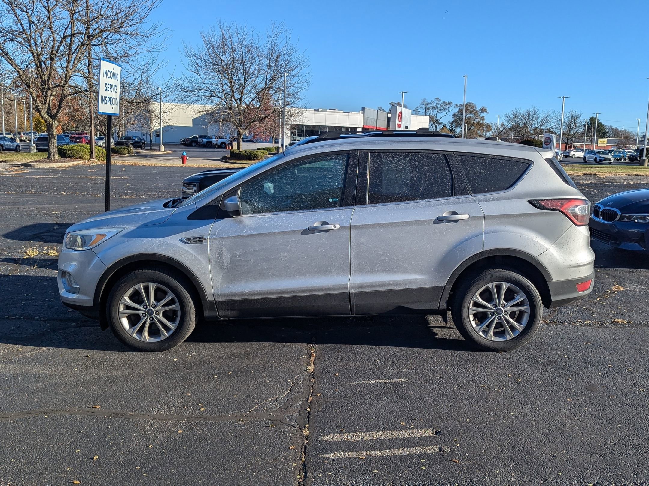2017 Ford Escape SE photo 2
