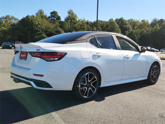 2025 Nissan Sentra SR Premium photo 3
