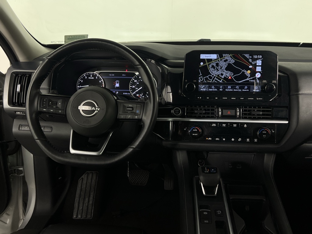 2022 Nissan Pathfinder SL photo 9