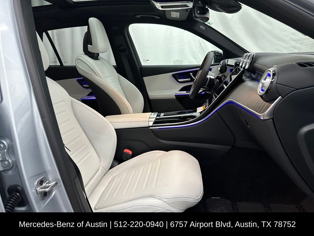 2025 Mercedes Benz GLC 300 4MATIC photo 21