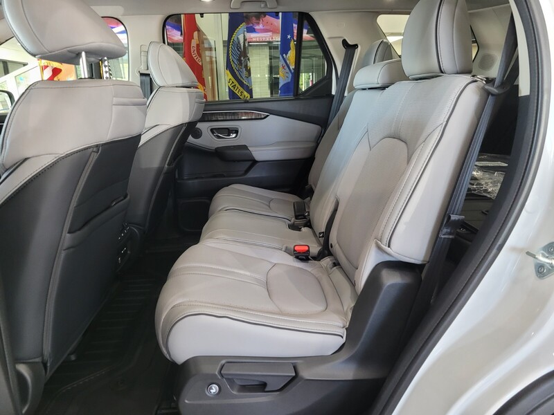 2025 Honda Pilot Elite photo 8