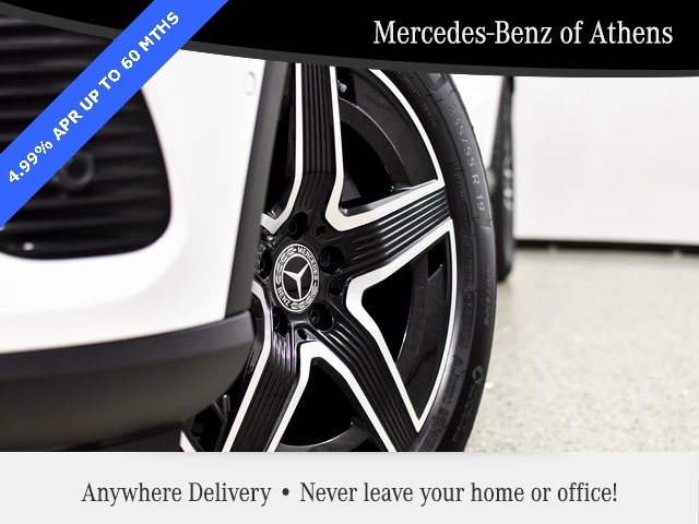 2026 Mercedes Benz GLC 300 photo 4