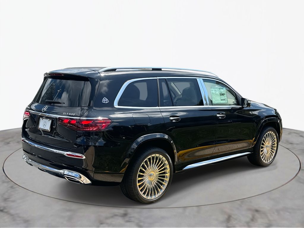2025 Mercedes Benz GLS Maybach 600 photo 4