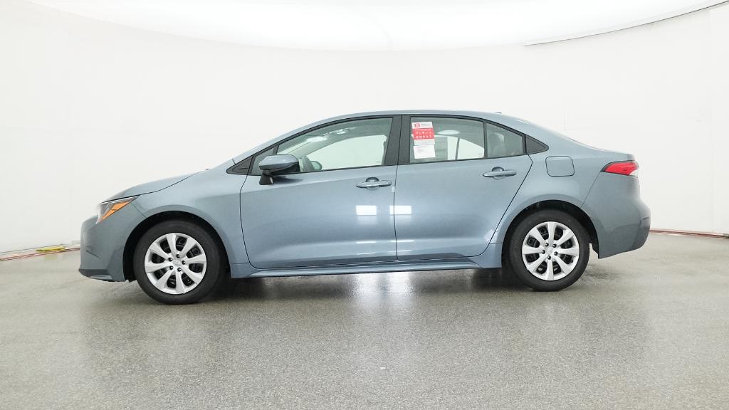 2026 Toyota Corolla LE photo 10