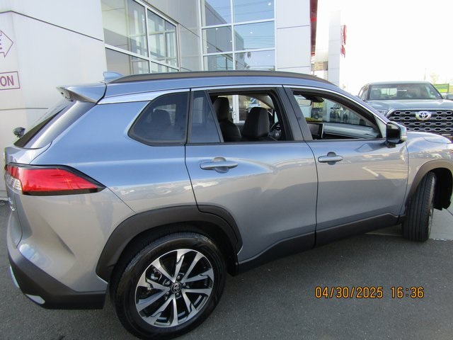 Image 6 of GOLD CERTIFIED 2022 Toyota Corolla Cross XLE AWD