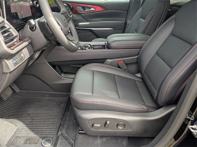 2026 Chevrolet Traverse Z71 photo 12